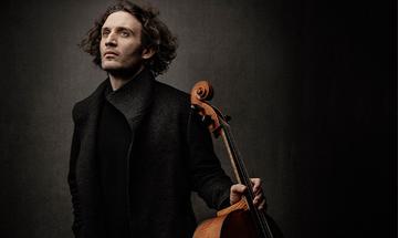 Nicolas Altstaedt with his cello
