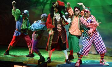 Captain Hook and some pirates in Peter Pan 2017